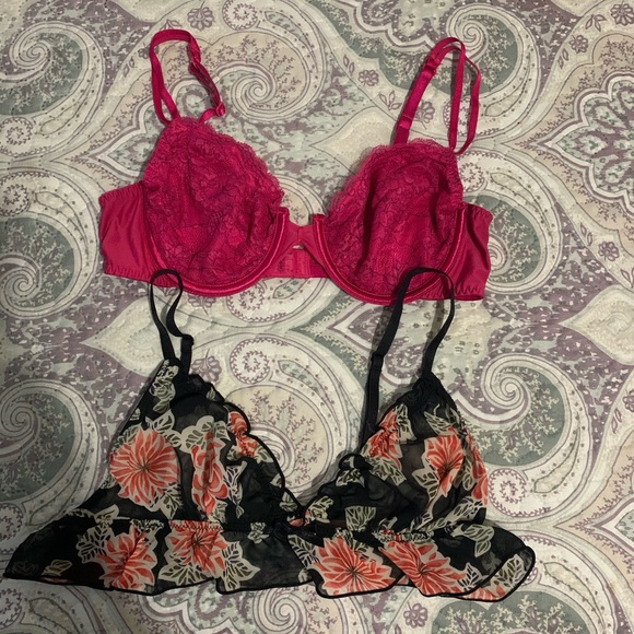 Bras - Picture 8 of 8